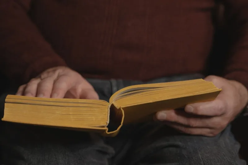 Go Ahead, Read the Last Page First: The Surprising Truth About Spoilers and Your Reading Brain